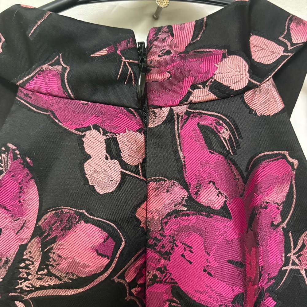 Eliza J Floral Jacquard Halter Dress Size 4P - Picture 6 of 10